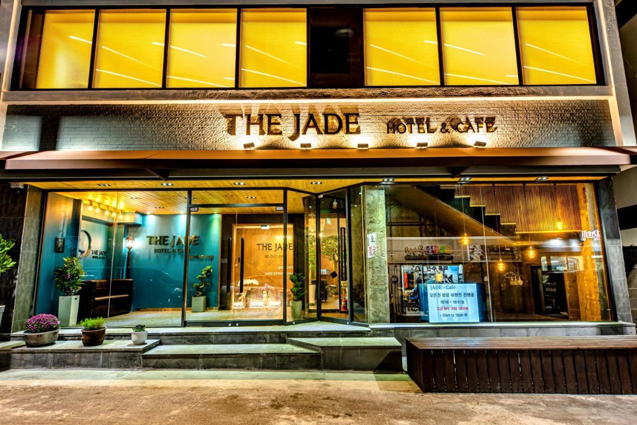 The Jade Hotel Чеджу Екстериор снимка